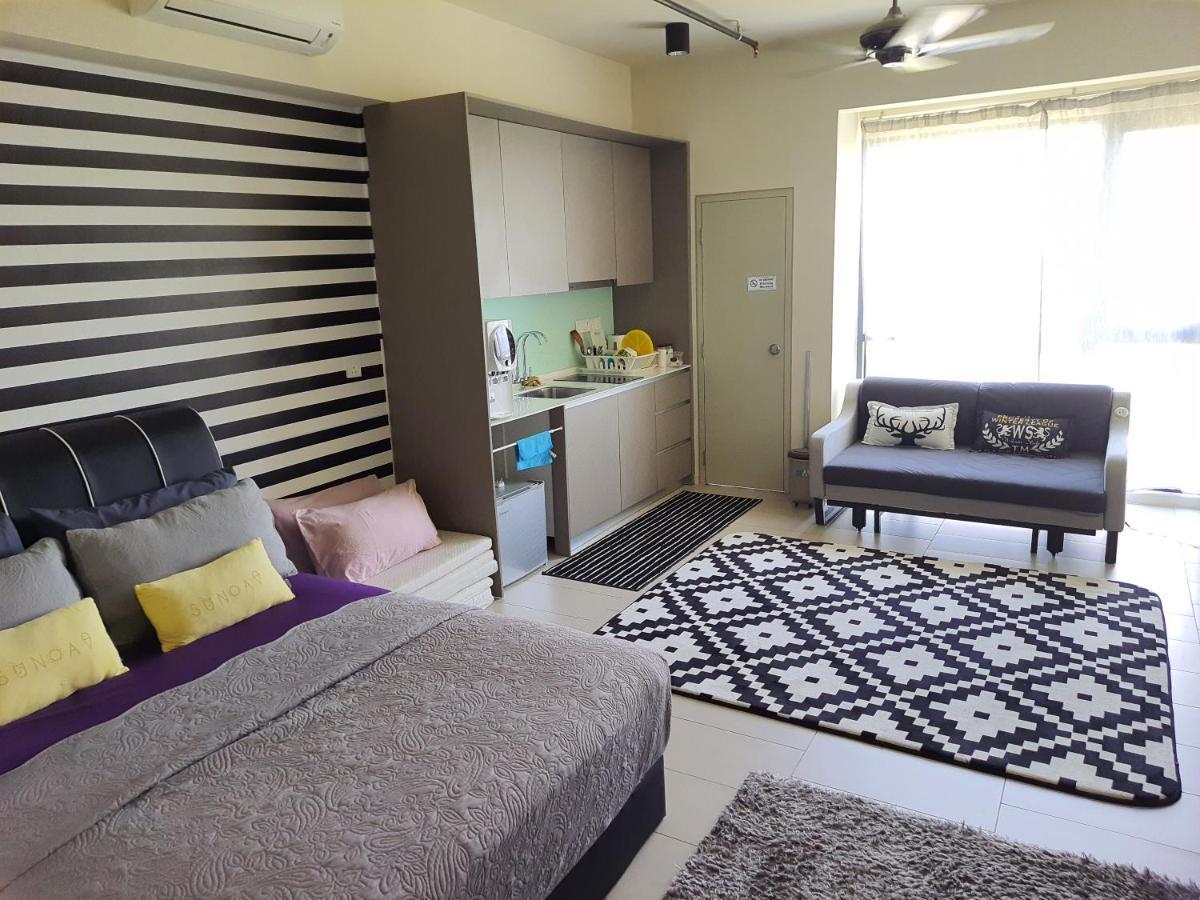 Mufasa Suites At Tamarind Suites With Wifi Netflix Coway Level 8 사이버자야 외부 사진