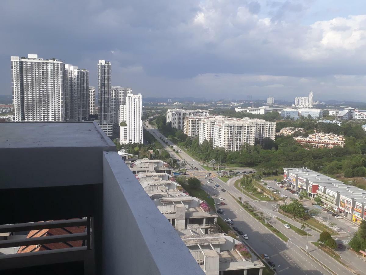 Mufasa Suites At Tamarind Suites With Wifi Netflix Coway Level 8 사이버자야 외부 사진